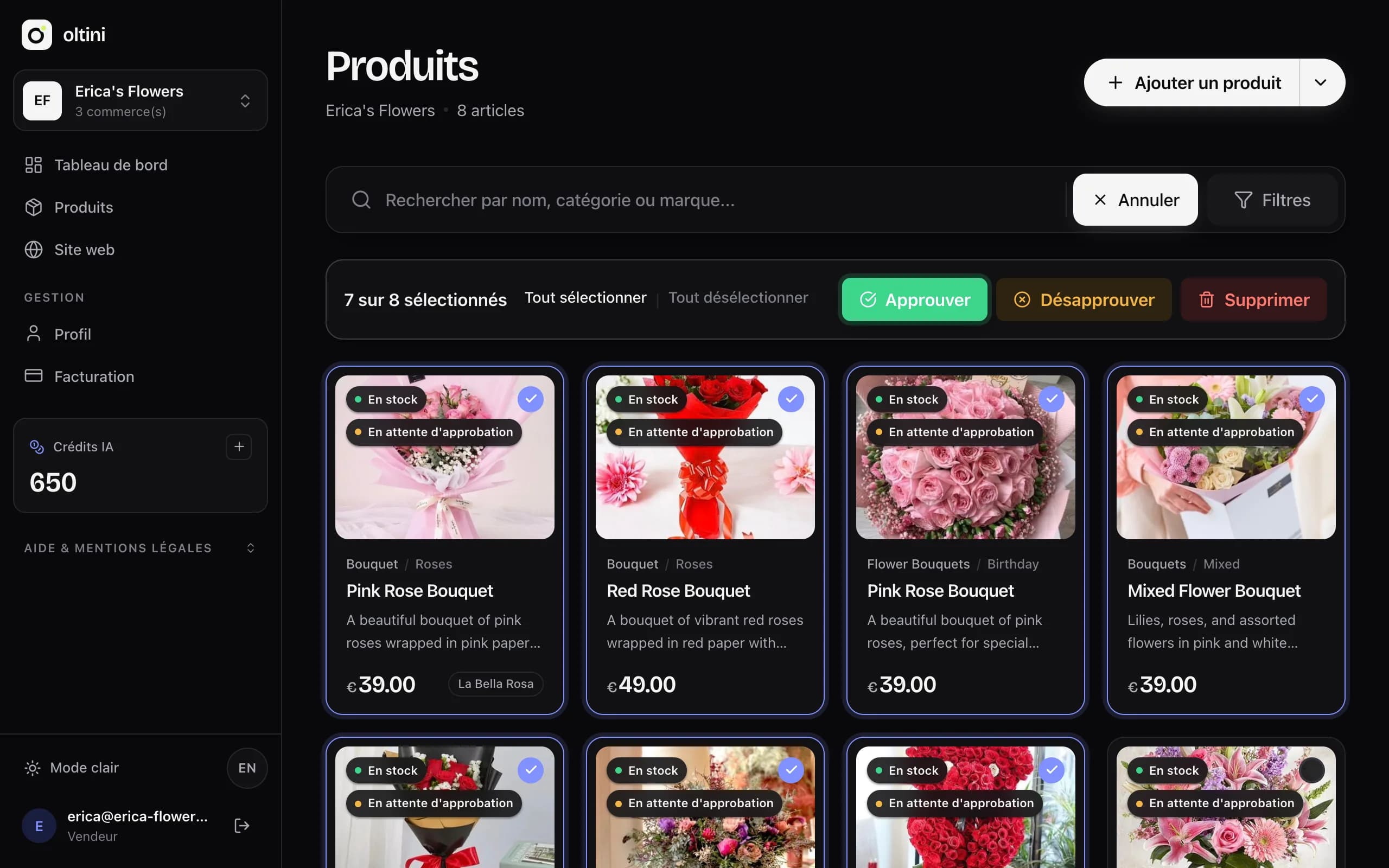 Rien n’est mis en ligne sans votre approbation. Modifiez ce que vous voulez, approuvez ce qui est prêt. Vous gardez toujours le contrôle.